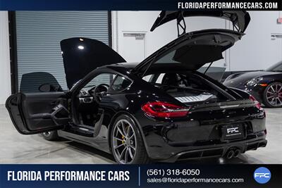 2016 Porsche Cayman GT4   - Photo 36 - Riviera Beach, FL 33407