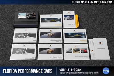 2016 Porsche Cayman GT4   - Photo 34 - Riviera Beach, FL 33407
