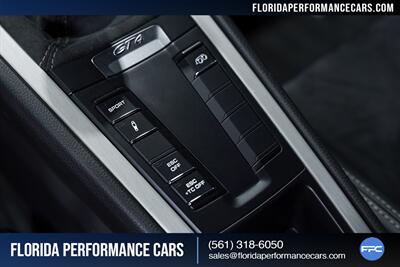 2016 Porsche Cayman GT4   - Photo 48 - Riviera Beach, FL 33407