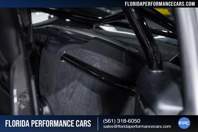 2016 Porsche Cayman GT4   - Photo 22 - Riviera Beach, FL 33407