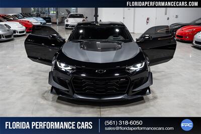 2018 Chevrolet Camaro ZL1 - Photo 35 - Riviera Beach, FL 33407