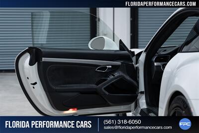 2015 Porsche 911 GT3   - Photo 23 - Riviera Beach, FL 33407