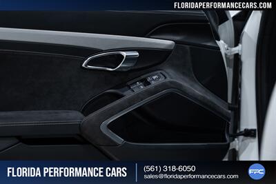 2015 Porsche 911 GT3   - Photo 24 - Riviera Beach, FL 33407