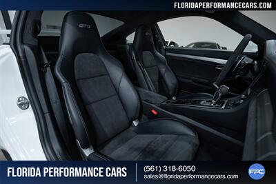 2015 Porsche 911 GT3   - Photo 29 - Riviera Beach, FL 33407