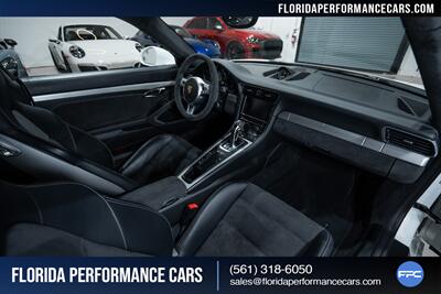 2015 Porsche 911 GT3   - Photo 28 - Riviera Beach, FL 33407