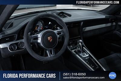 2015 Porsche 911 GT3   - Photo 43 - Riviera Beach, FL 33407