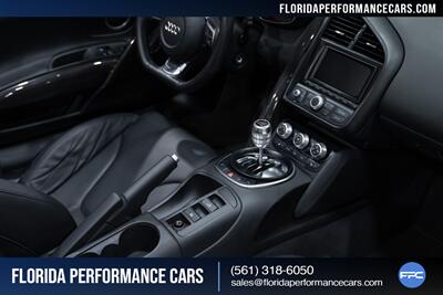 2011 Audi R8 5.2 quattro Spyder   - Photo 52 - Riviera Beach, FL 33407
