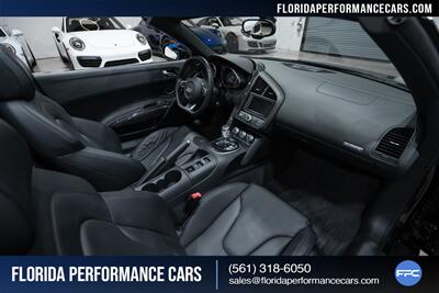 2011 Audi R8 5.2 quattro Spyder   - Photo 30 - Riviera Beach, FL 33407