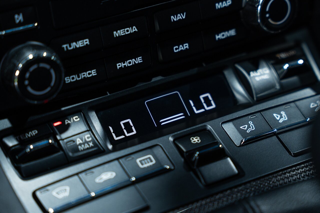 2018 Porsche 911 Carrera GTS   - Photo 53 - Riviera Beach, FL 33407