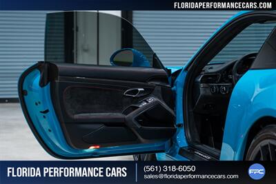 2018 Porsche 911 Carrera GTS   - Photo 19 - Riviera Beach, FL 33407