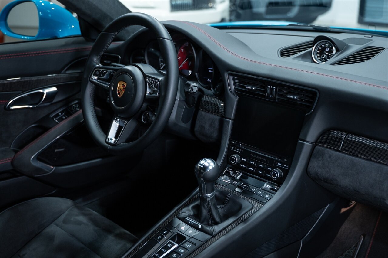 2018 Porsche 911 Carrera GTS   - Photo 32 - Riviera Beach, FL 33407