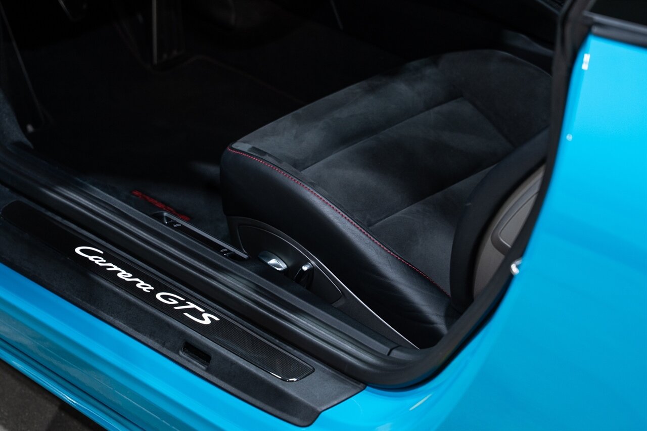 2018 Porsche 911 Carrera GTS   - Photo 21 - Riviera Beach, FL 33407