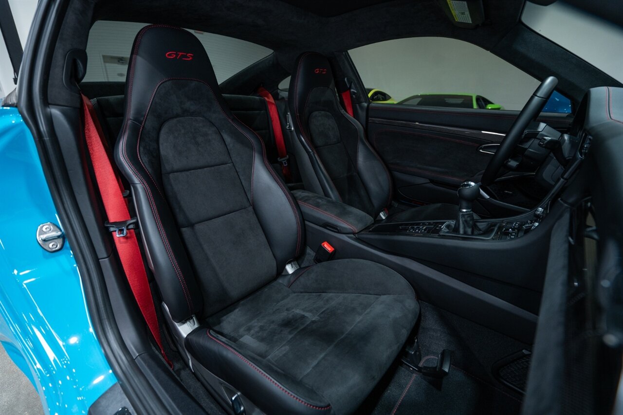 2018 Porsche 911 Carrera GTS   - Photo 33 - Riviera Beach, FL 33407