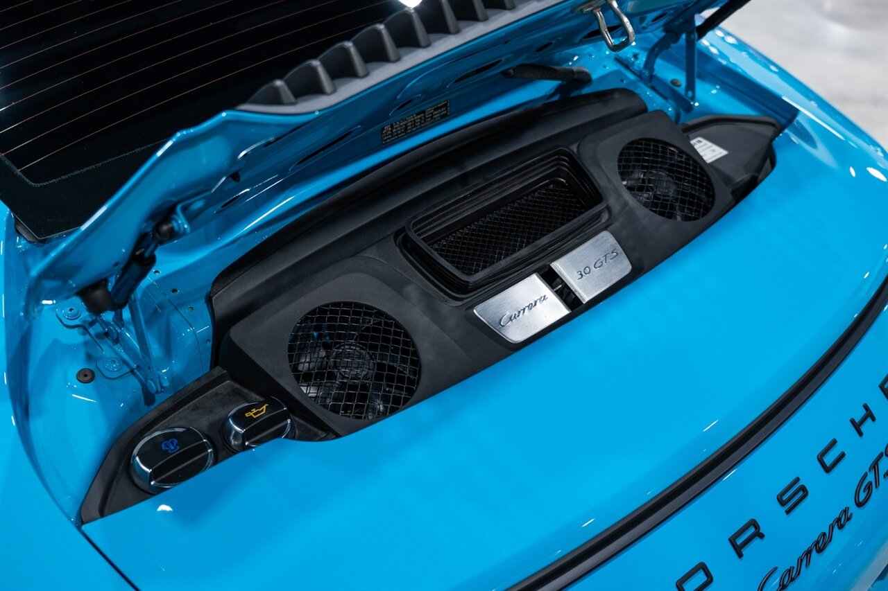 2018 Porsche 911 Carrera GTS   - Photo 44 - Riviera Beach, FL 33407