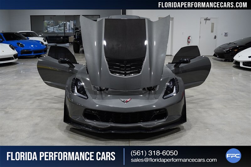 2016 Chevrolet Corvette Z06 w/ Z07 Performance   - Photo 38 - Riviera Beach, FL 33407