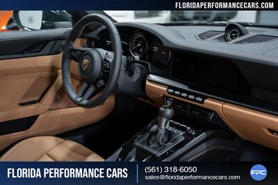 2022 Porsche 911 GT3 Touring   - Photo 34 - Riviera Beach, FL 33407