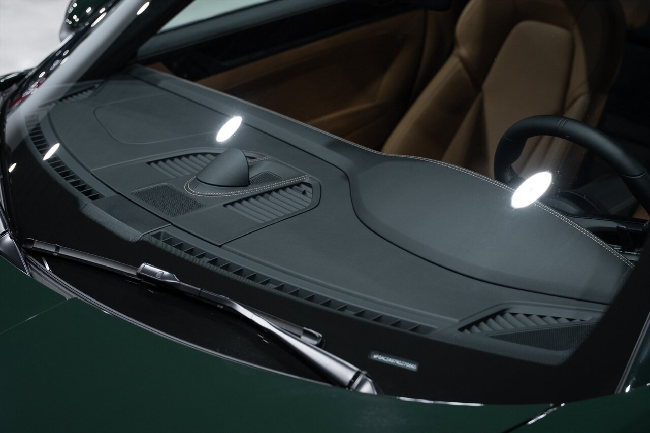 2022 Porsche 911 GT3 Touring   - Photo 12 - Riviera Beach, FL 33407
