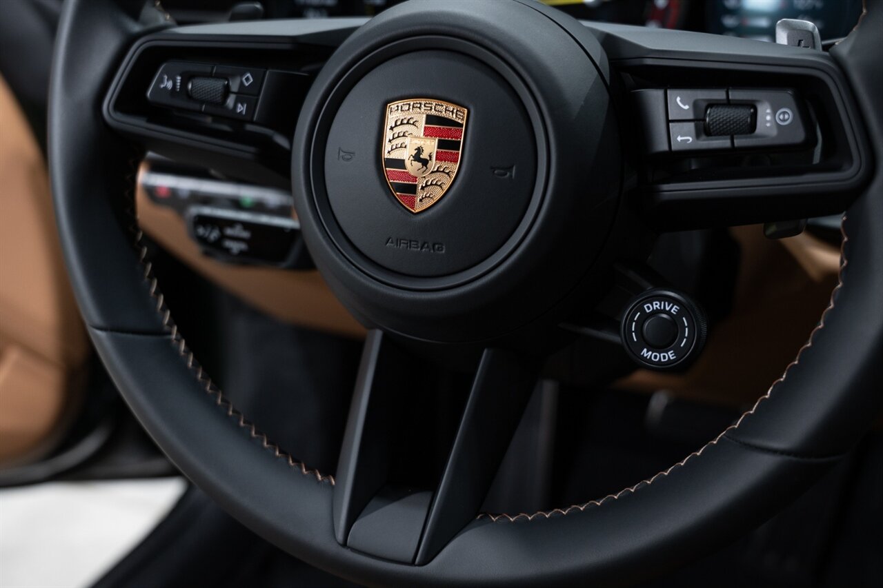 2022 Porsche 911 GT3 Touring   - Photo 52 - Riviera Beach, FL 33407