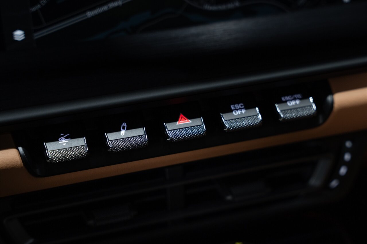 2022 Porsche 911 GT3 Touring   - Photo 56 - Riviera Beach, FL 33407