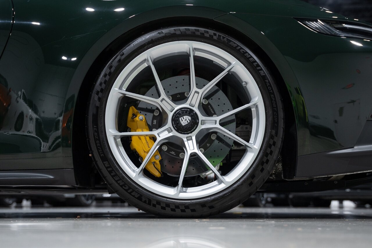 2022 Porsche 911 GT3 Touring   - Photo 49 - Riviera Beach, FL 33407