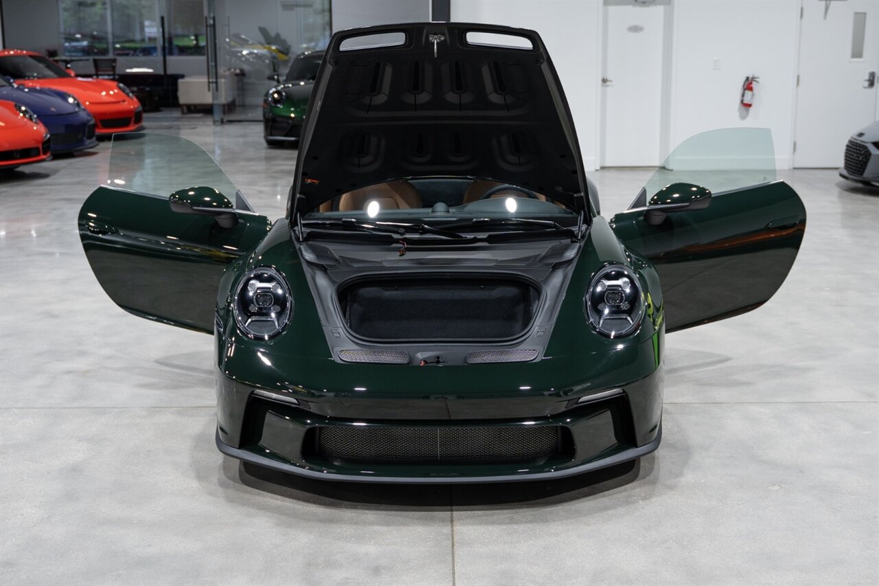 2022 Porsche 911 GT3 Touring   - Photo 43 - Riviera Beach, FL 33407