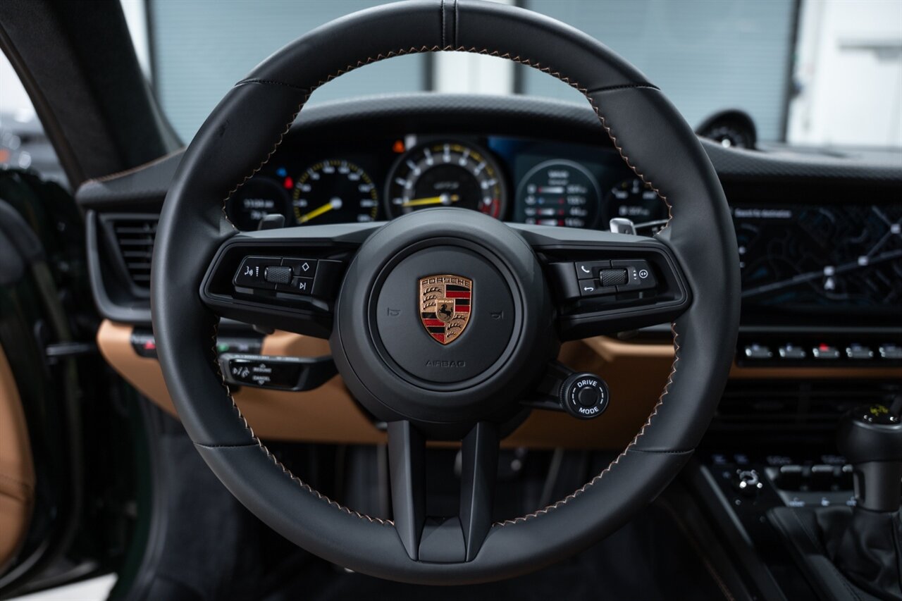 2022 Porsche 911 GT3 Touring   - Photo 25 - Riviera Beach, FL 33407