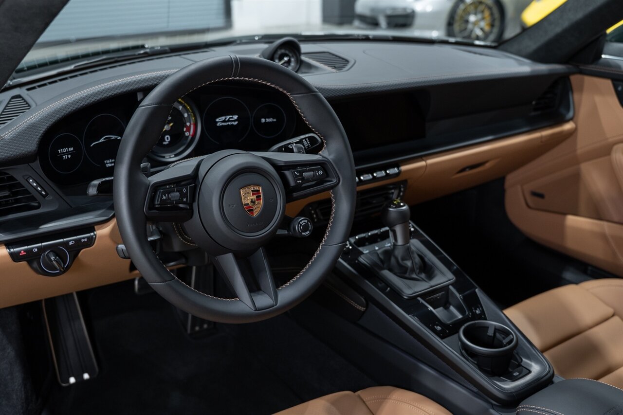 2022 Porsche 911 GT3 Touring   - Photo 19 - Riviera Beach, FL 33407