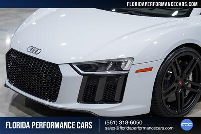 2017 Audi R8 5.2 quattro V10 Plus   - Photo 77 - Riviera Beach, FL 33407