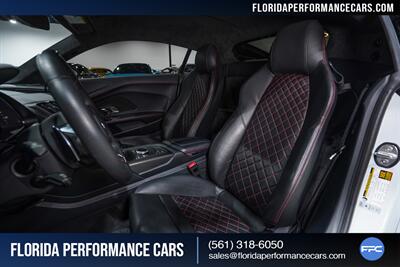 2017 Audi R8 5.2 quattro V10 Plus   - Photo 35 - Riviera Beach, FL 33407