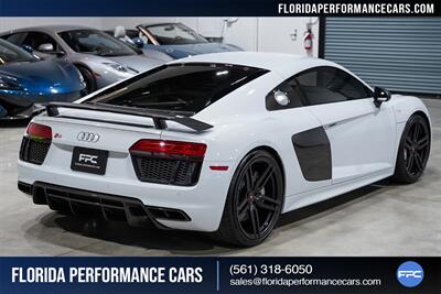 2017 Audi R8 5.2 quattro V10 Plus   - Photo 6 - Riviera Beach, FL 33407