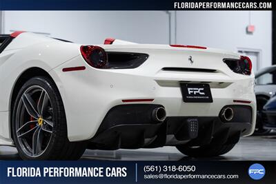 2018 Ferrari 488 Spider   - Photo 19 - Riviera Beach, FL 33407