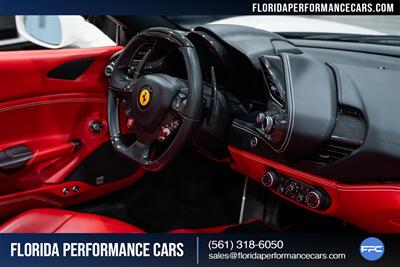 2018 Ferrari 488 Spider   - Photo 53 - Riviera Beach, FL 33407