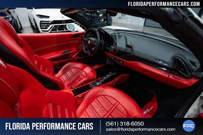 2018 Ferrari 488 Spider   - Photo 32 - Riviera Beach, FL 33407