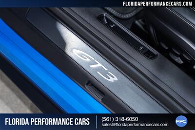 2022 Porsche 911 GT3   - Photo 60 - Riviera Beach, FL 33407