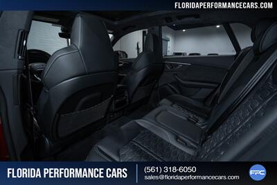 2024 Audi RS Q8 4.0T quattro   - Photo 30 - Riviera Beach, FL 33407