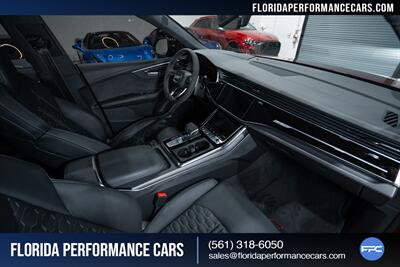 2024 Audi RS Q8 4.0T quattro   - Photo 36 - Riviera Beach, FL 33407