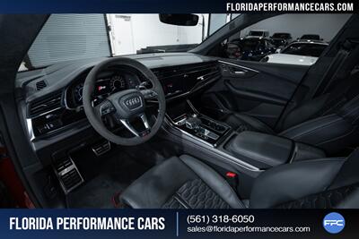 2024 Audi RS Q8 4.0T quattro   - Photo 18 - Riviera Beach, FL 33407