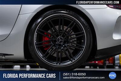 2020 Mercedes-Benz AMG GT C   - Photo 39 - Riviera Beach, FL 33407