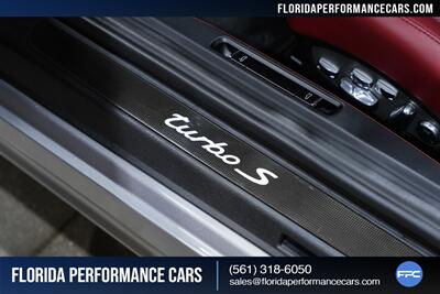 2015 Porsche 911 Turbo S   - Photo 66 - Riviera Beach, FL 33407