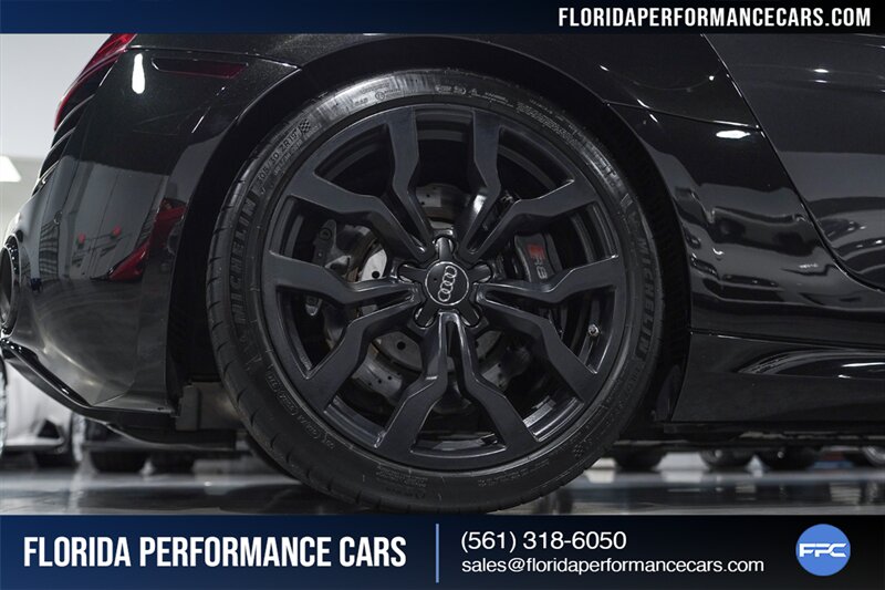 2015 Audi R8 5.2 quattro   - Photo 42 - Riviera Beach, FL 33407