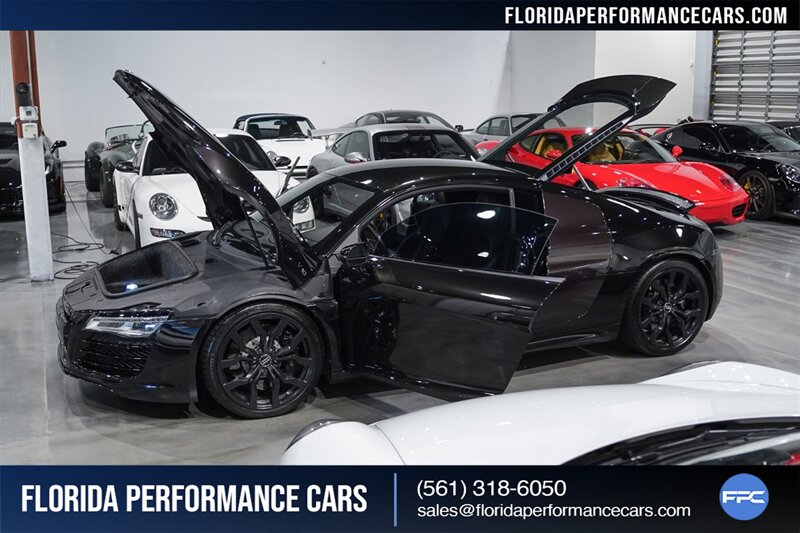 2015 Audi R8 5.2 quattro   - Photo 31 - Riviera Beach, FL 33407