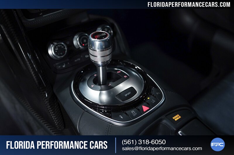 2015 Audi R8 5.2 quattro   - Photo 45 - Riviera Beach, FL 33407