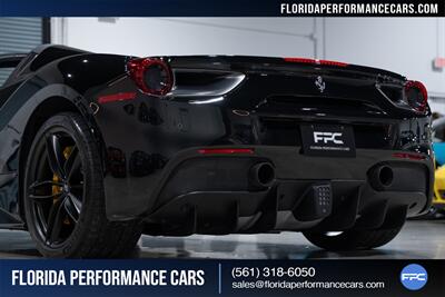 2018 Ferrari 488 Spider   - Photo 19 - Riviera Beach, FL 33407