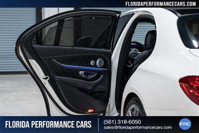 2018 Mercedes-Benz AMG E 63 S - Photo 27 - Riviera Beach, FL 33407