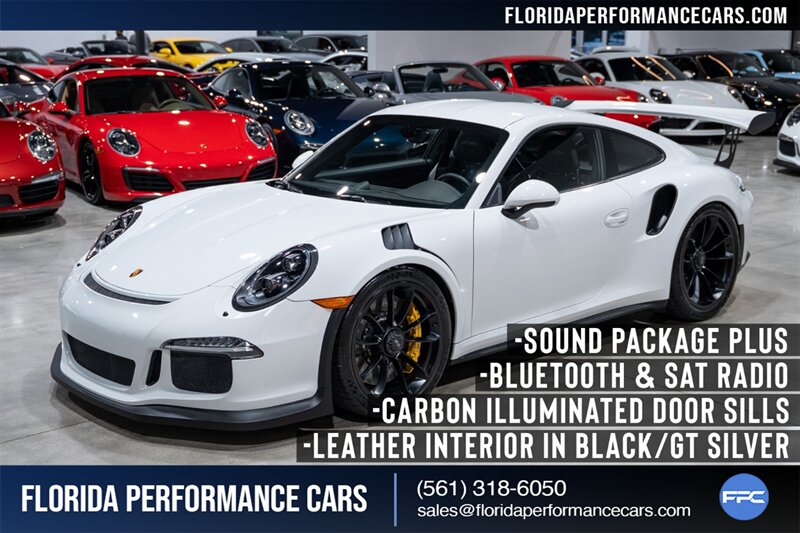 2016 Porsche 911 GT3 RS  