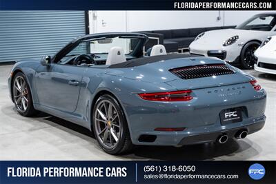 2017 Porsche 911 Carrera S   - Photo 4 - Riviera Beach, FL 33407