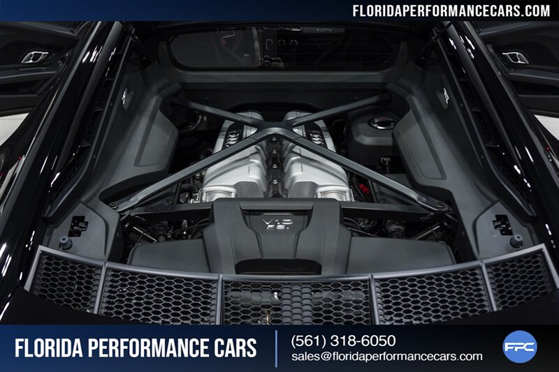 2018 Audi R8 5.2 V10 RWS   - Photo 40 - Riviera Beach, FL 33407