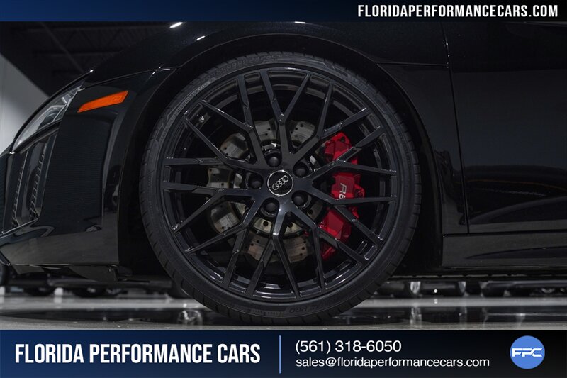 2018 Audi R8 5.2 V10 RWS   - Photo 11 - Riviera Beach, FL 33407