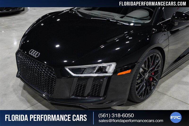 2018 Audi R8 5.2 V10 RWS   - Photo 13 - Riviera Beach, FL 33407