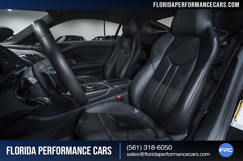 2018 Audi R8 5.2 V10 RWS   - Photo 20 - Riviera Beach, FL 33407